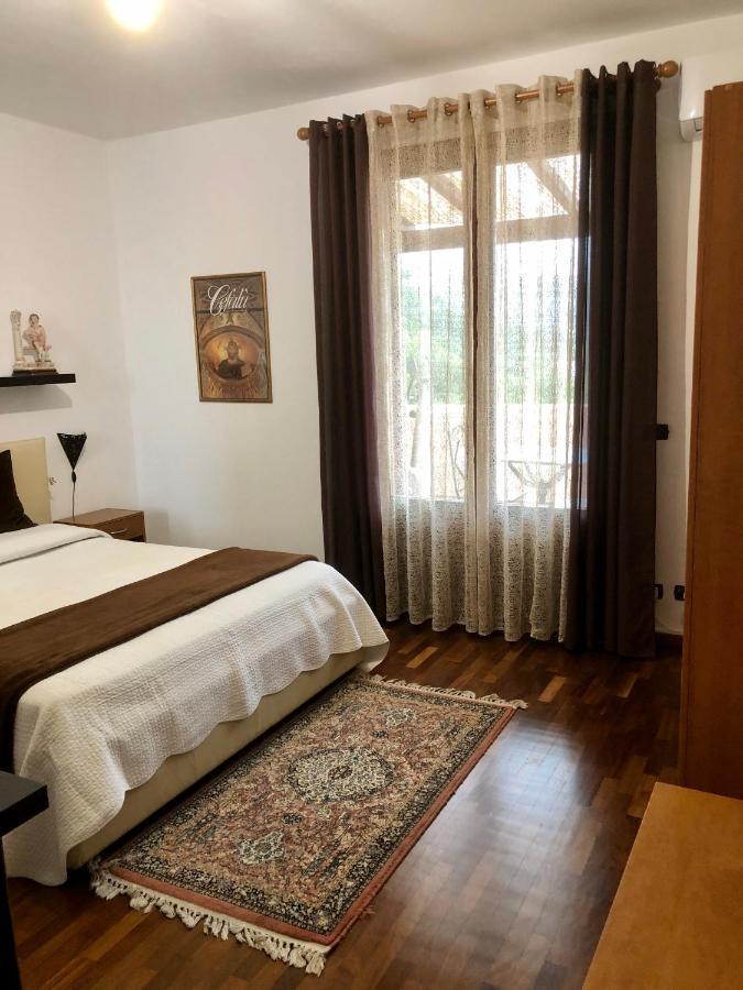 B&B Roomantic & Piscina Idromassaggio Cefalù Exterior foto